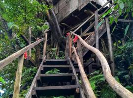 Castle Tree House And Bungalow Accommodation Singapore